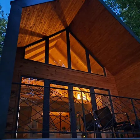Love Cabin *