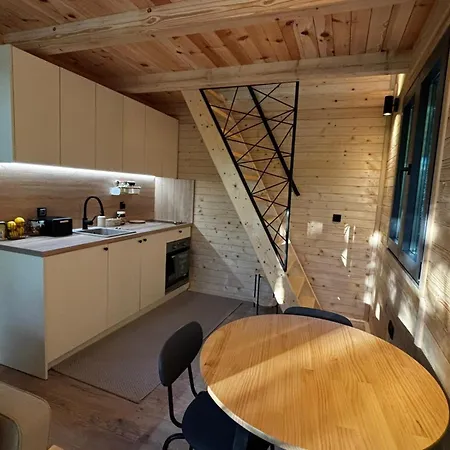Love Cabin